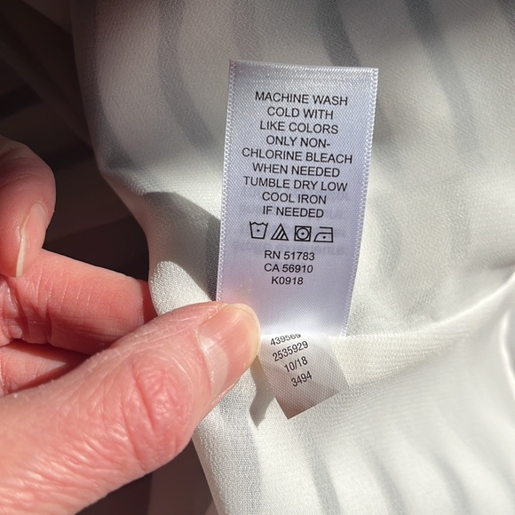 Cold shoulder striped top - Picture 7 of 7